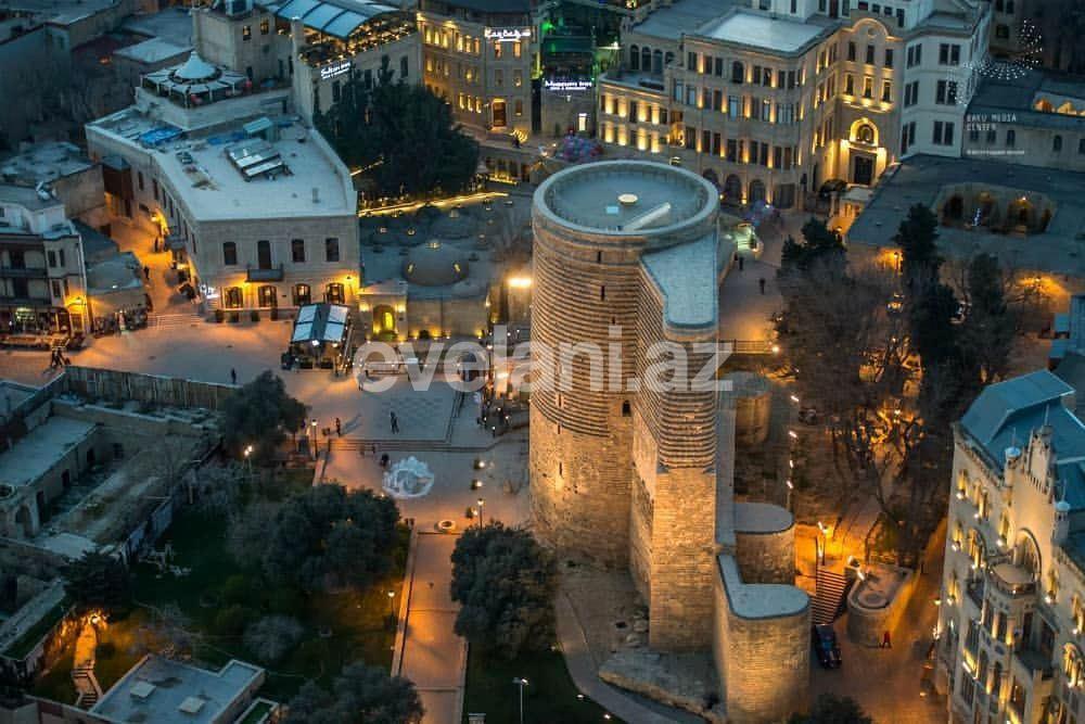 Sale, old building, 2 room, 40 m², Icheri Sheher m.