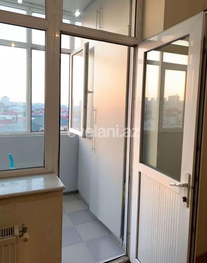 Kirayə verilir, yeni tikili, 4 otaqlı, 130 m², Azadlıq prospekti m.