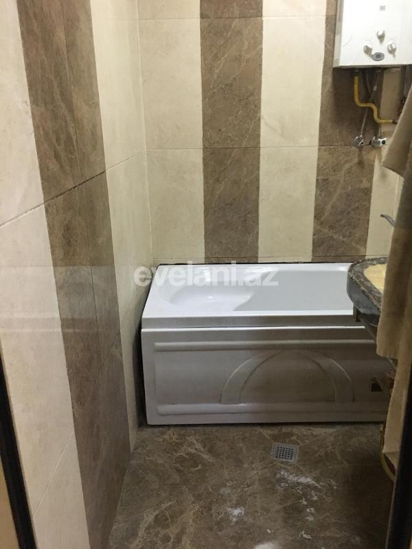 Satılır, köhnə tikili, 4 otaqlı, 100 m², 3-cü mikrorayon q.