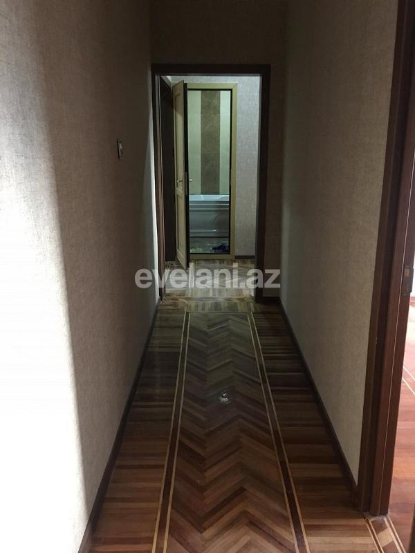 Satılır, köhnə tikili, 4 otaqlı, 100 m², 3-cü mikrorayon q.