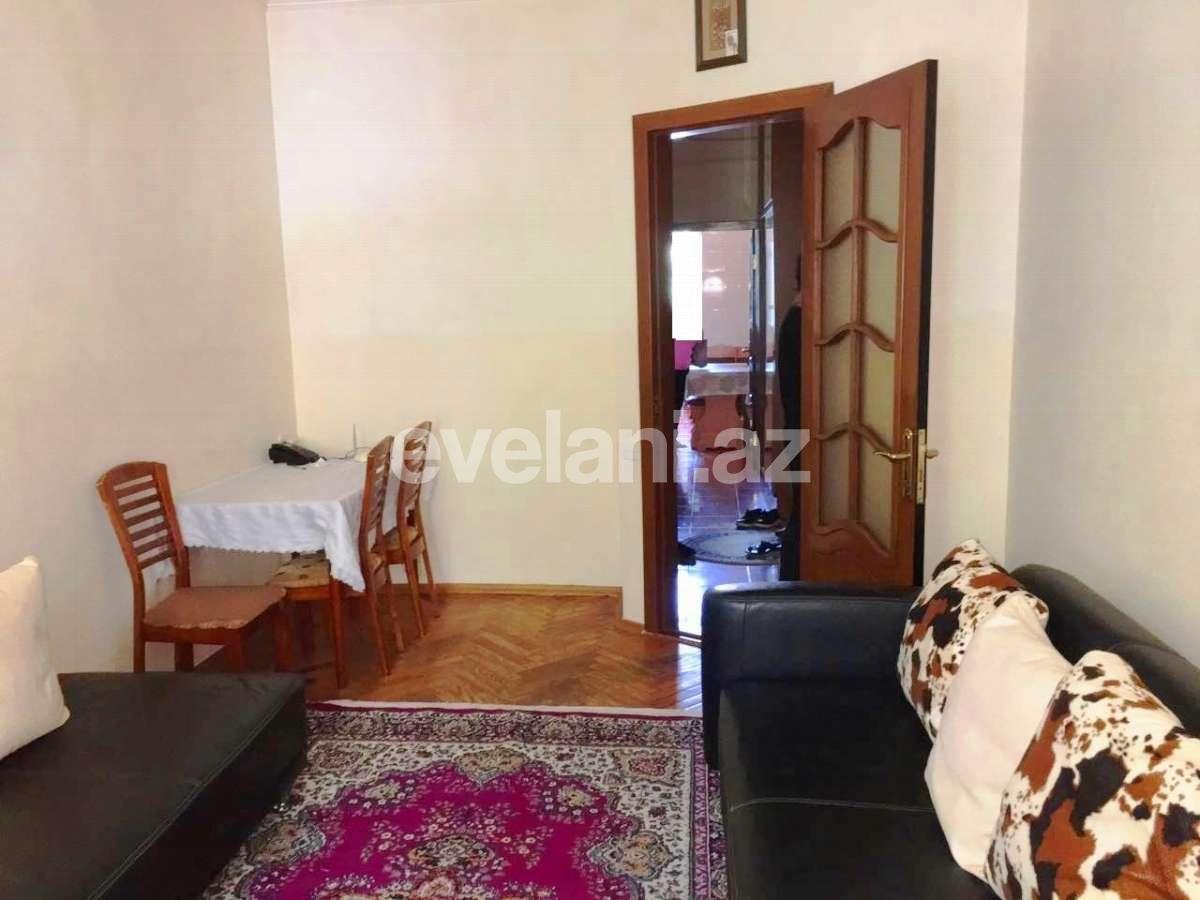 Sale, old building, 2 room, 55 m², Elmlar Akademiyası m.