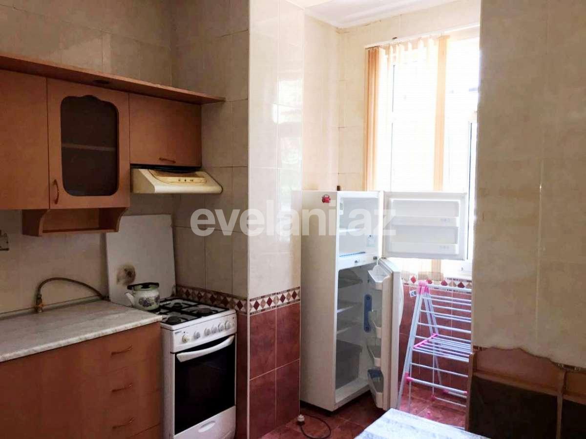Sale, old building, 2 room, 55 m², Elmlar Akademiyası m.