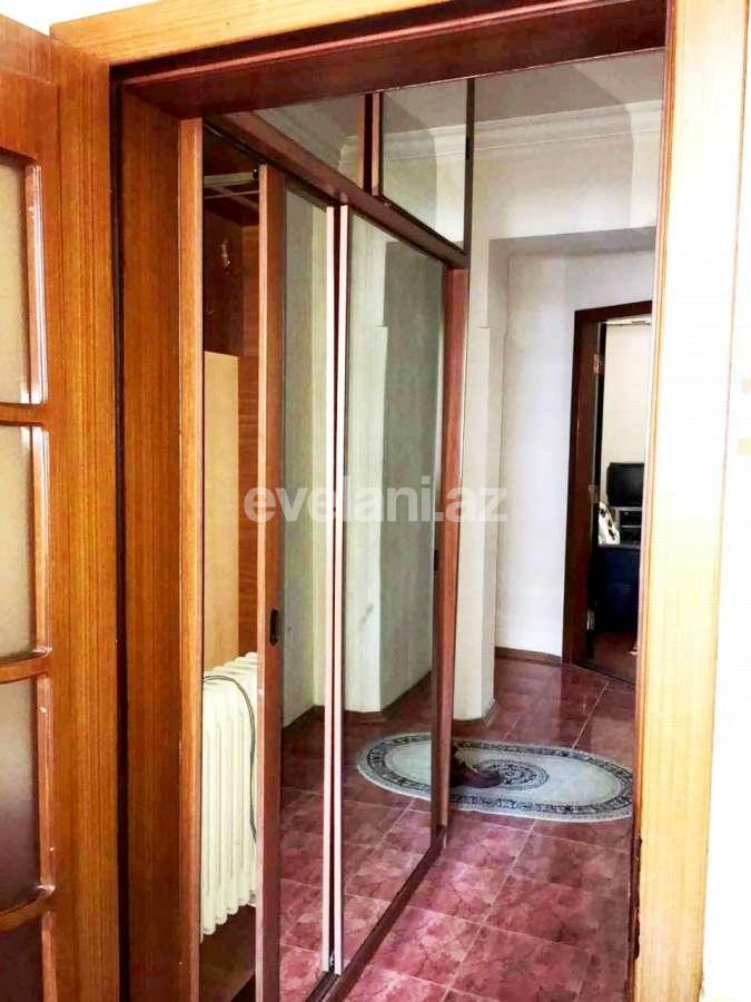 Sale, old building, 2 room, 55 m², Elmlar Akademiyası m.
