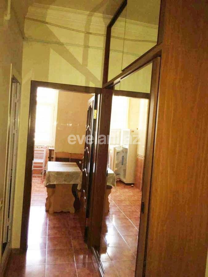 Sale, old building, 2 room, 55 m², Elmlar Akademiyası m.