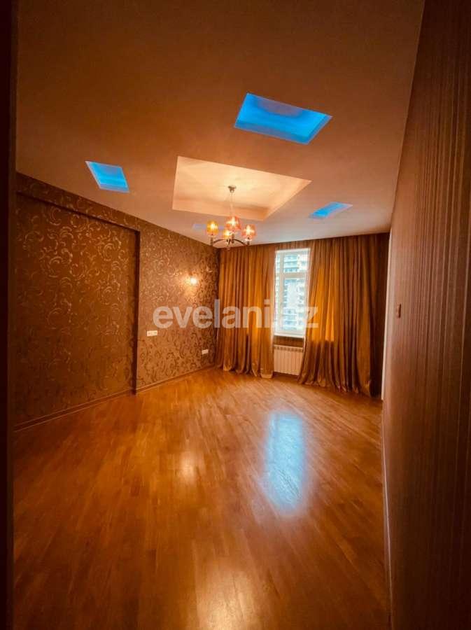 Продаётся, новостройка, 3-комнаты, 140 m², Элмляр Академиясы m.