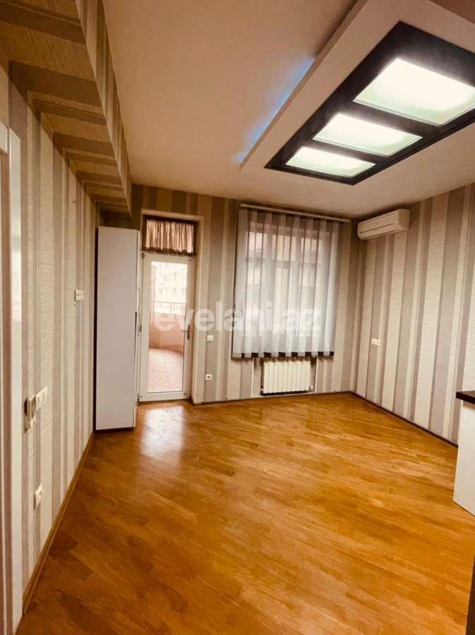 Продаётся, новостройка, 3-комнаты, 140 m², Элмляр Академиясы m.