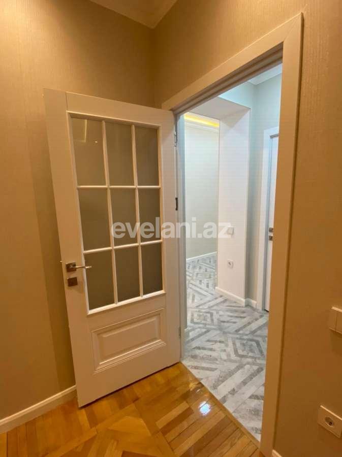 Продаётся, вторичка, 3-комнаты, 75 m², Низами m.