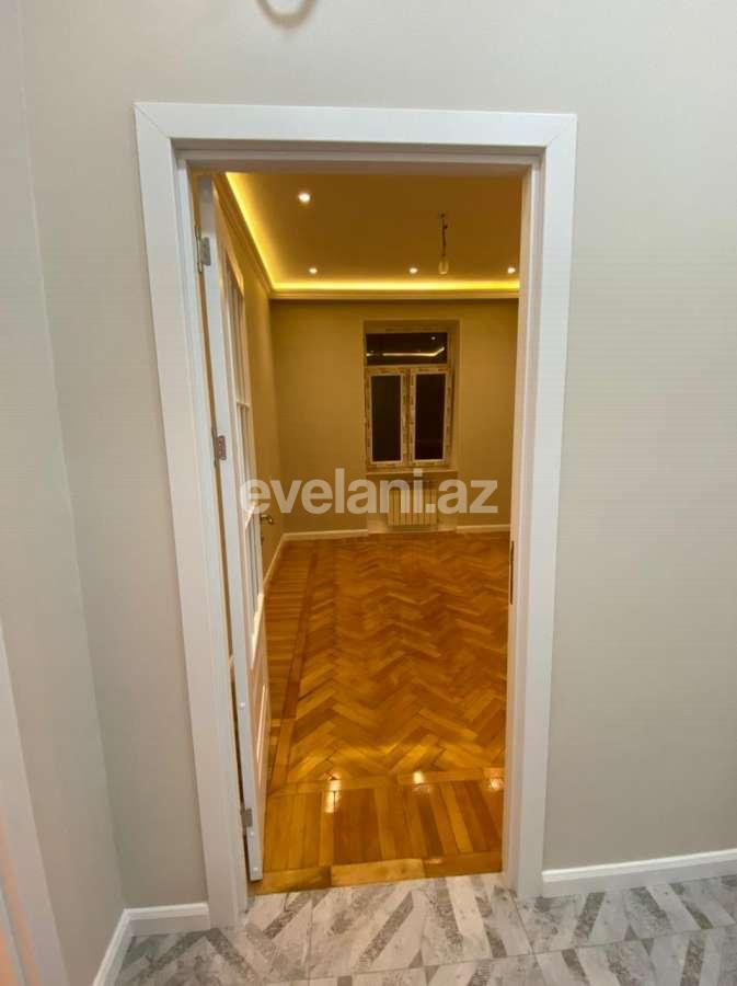 Продаётся, вторичка, 3-комнаты, 75 m², Низами m.