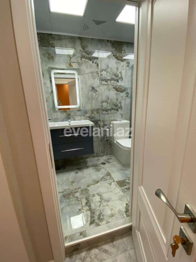 Продаётся, вторичка, 3-комнаты, 75 m², Низами m.