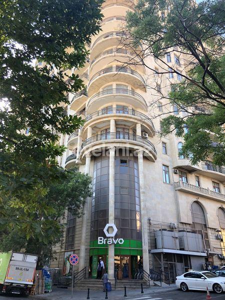 Kirayə verilir, ofis, 5 otaqlı, 200 m², Səbail r.