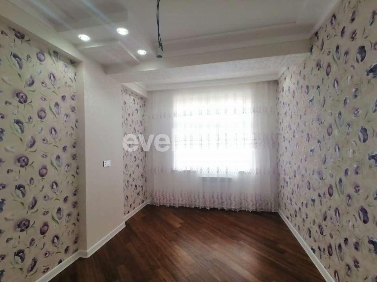 Satılır, yeni tikili, 4 otaqlı, 145 m², 4-cü mikrorayon q.