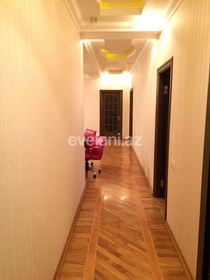 Kirayə verilir, yeni tikili, 3 otaqlı, 16 m², 28 may m.