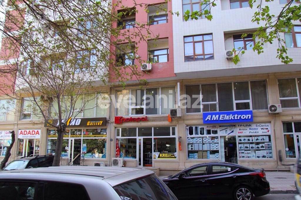 Kirayə verilir, yeni tikili, 3 otaqlı, 16 m², 28 may m.