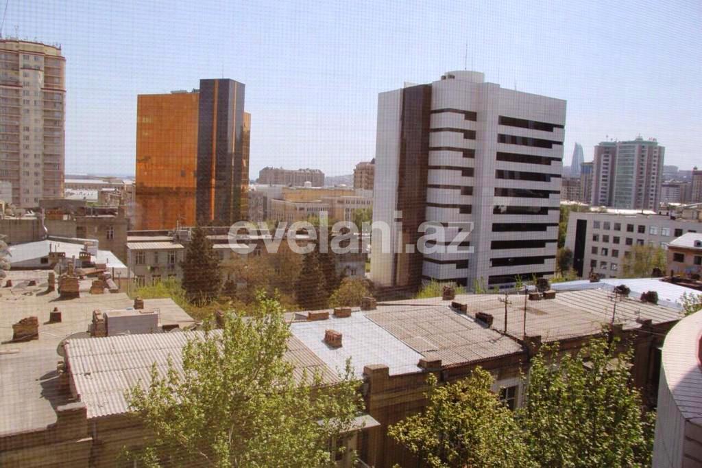 Kirayə verilir, yeni tikili, 3 otaqlı, 16 m², 28 may m.