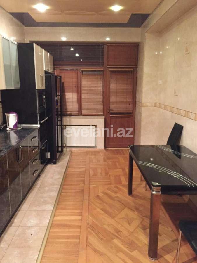 Kirayə verilir, yeni tikili, 3 otaqlı, 16 m², 28 may m.