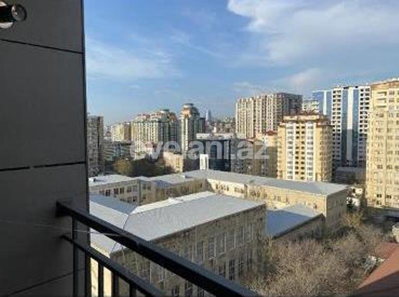Satılır, yeni tikili, 2 otaqlı, 80 m², 28 may m.