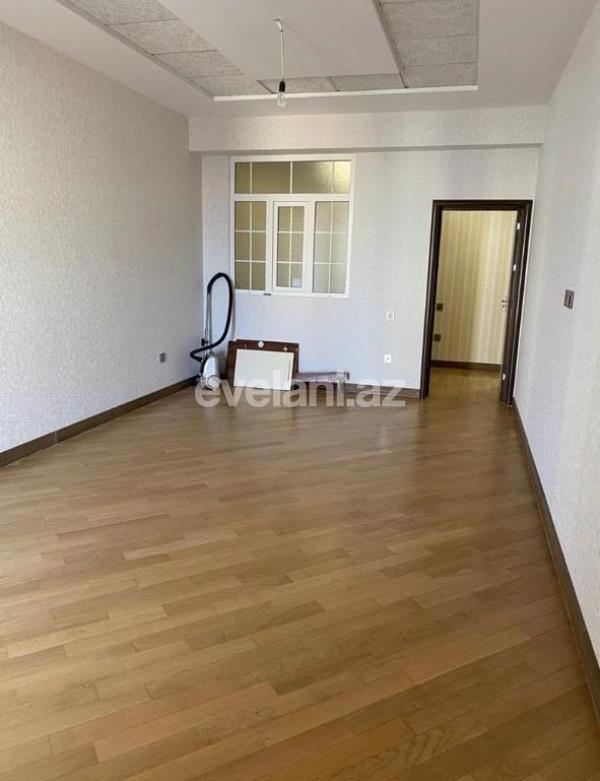 Satılır, yeni tikili, 2 otaqlı, 80 m², 28 may m.