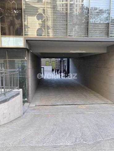 Satılır, yeni tikili, 2 otaqlı, 80 m², 28 may m.