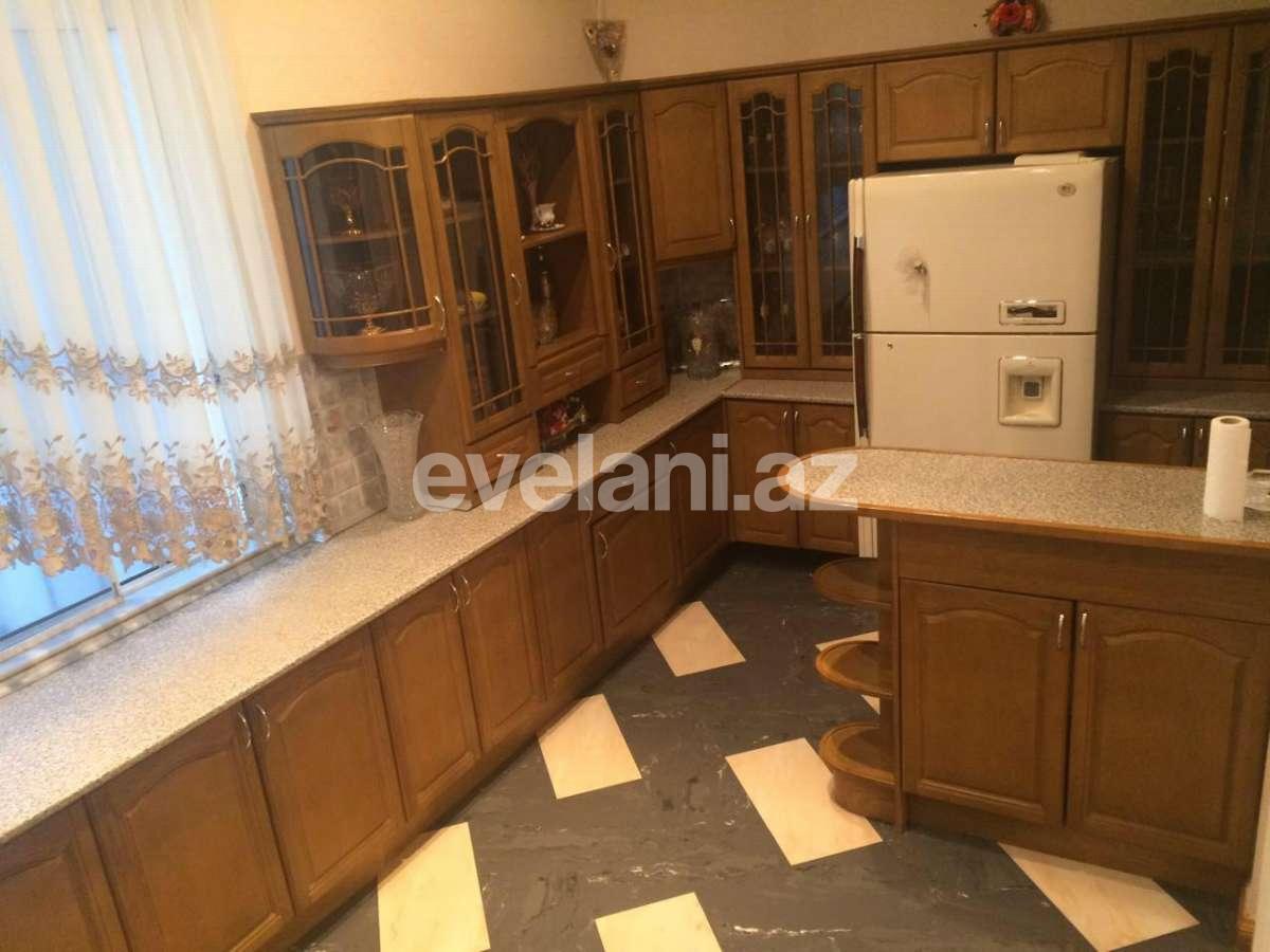 Satılır, köhnə tikili, 4 otaqlı, 143 m², 28 may m.