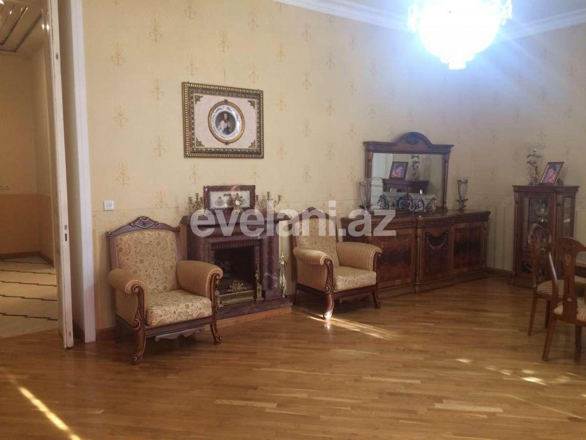 Satılır, köhnə tikili, 4 otaqlı, 143 m², 28 may m.