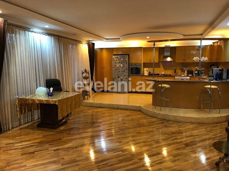 Satılır, həyət evi / bağ, 10 otaqlı, 1000 m², Xəzər r.