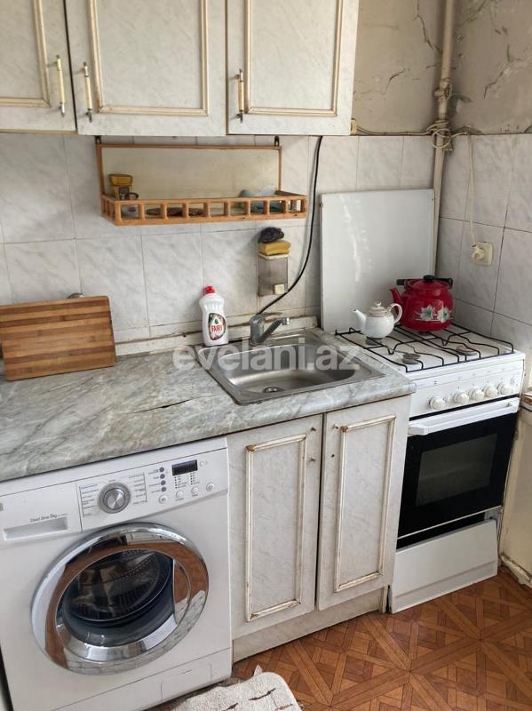 Satılır, köhnə tikili, 2 otaqlı, 60 m², Şah İsmayıl Xətai m.