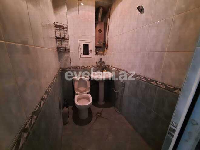 Satılır, köhnə tikili, 2 otaqlı, 40 m², Azadlıq prospekti m.