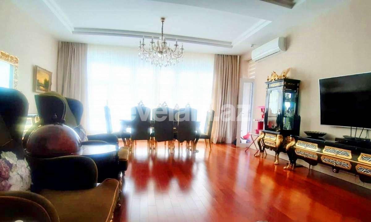Satılır, yeni tikili, 4 otaqlı, 205 m², Elmlər Akademiyası m.