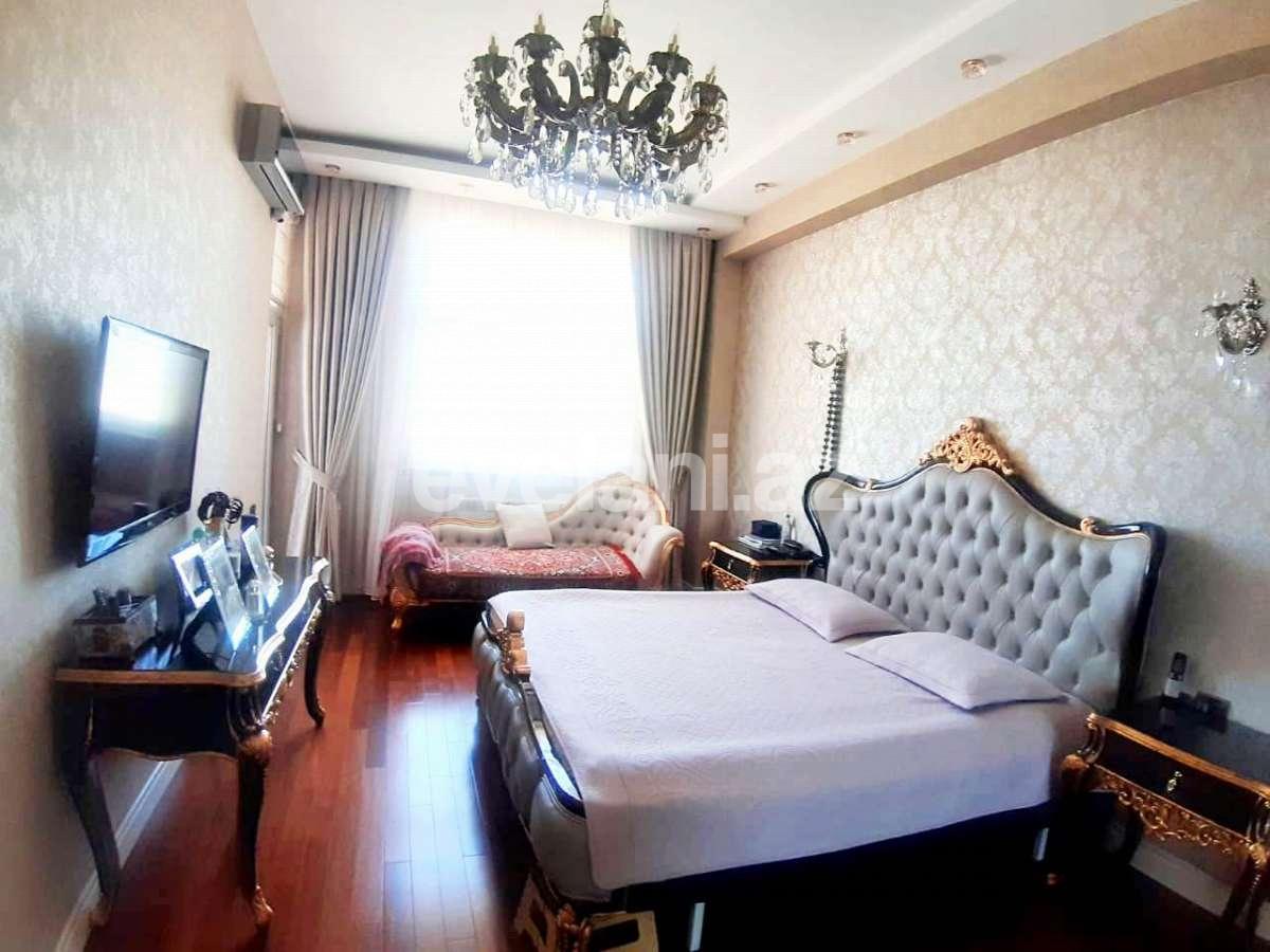 Satılır, yeni tikili, 4 otaqlı, 205 m², Elmlər Akademiyası m.