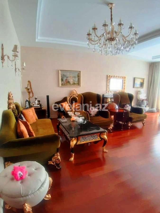 Satılır, yeni tikili, 4 otaqlı, 205 m², Elmlər Akademiyası m.