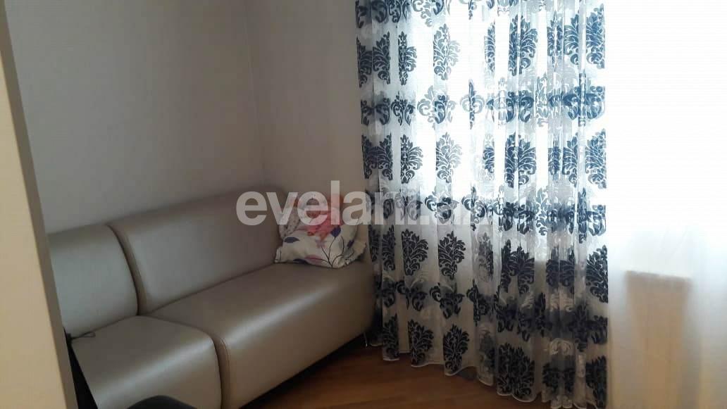 Satılır, köhnə tikili, 7 otaqlı, 200 m², 28 may m.