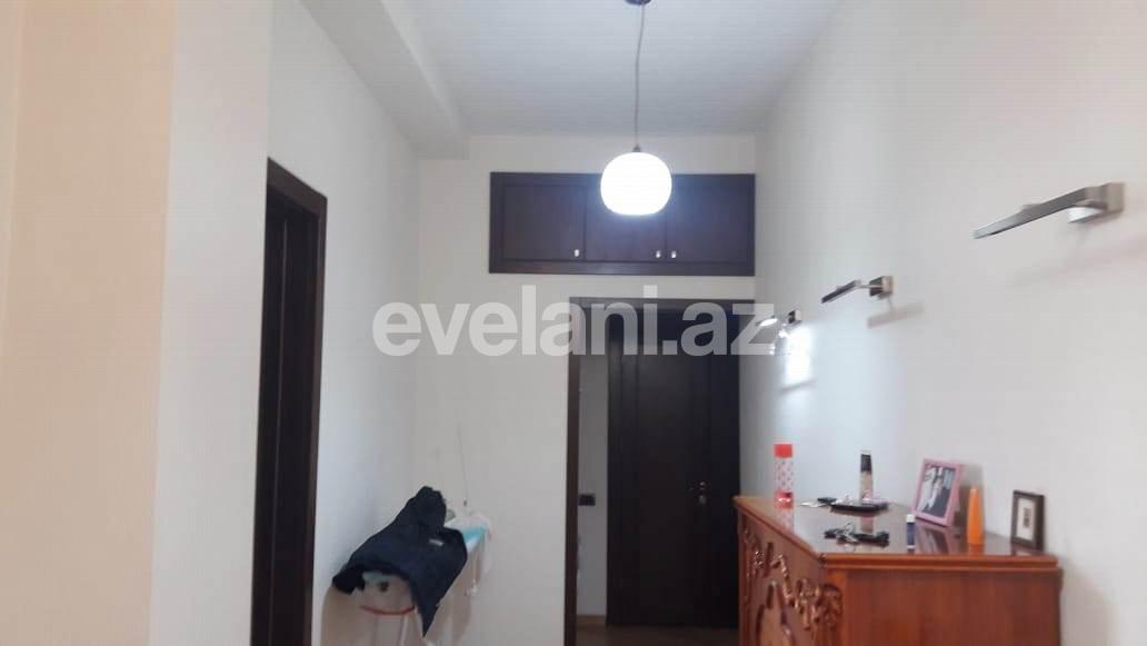 Satılır, köhnə tikili, 7 otaqlı, 200 m², 28 may m.