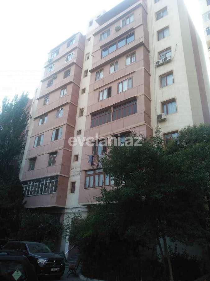 Sale, old building, 3 room, 80 m², 20 yanvar m.