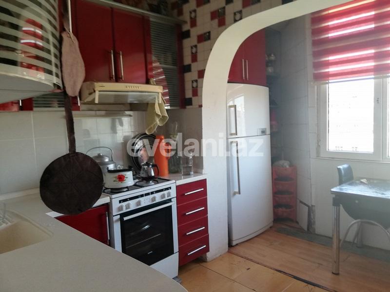 Satılır, köhnə tikili, 3 otaqlı, 82 m², Gənclik m.