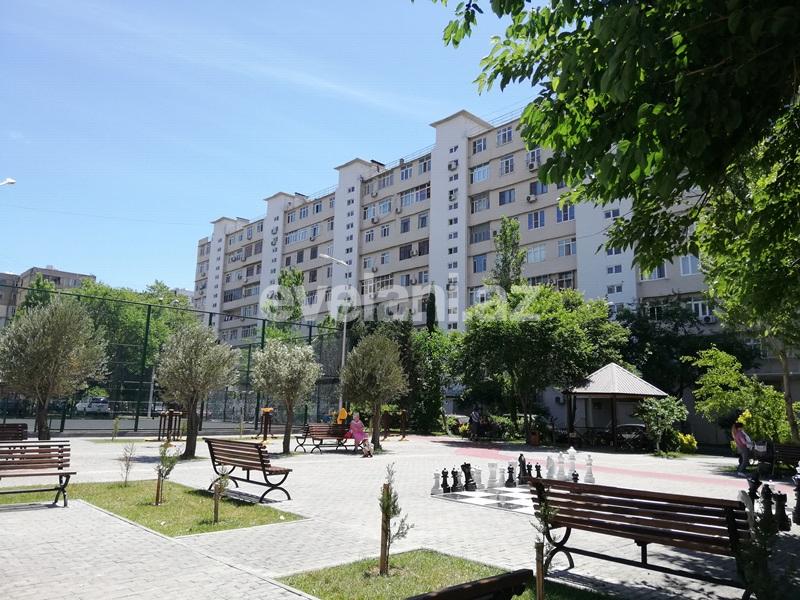 Satılır, köhnə tikili, 3 otaqlı, 82 m², Gənclik m.