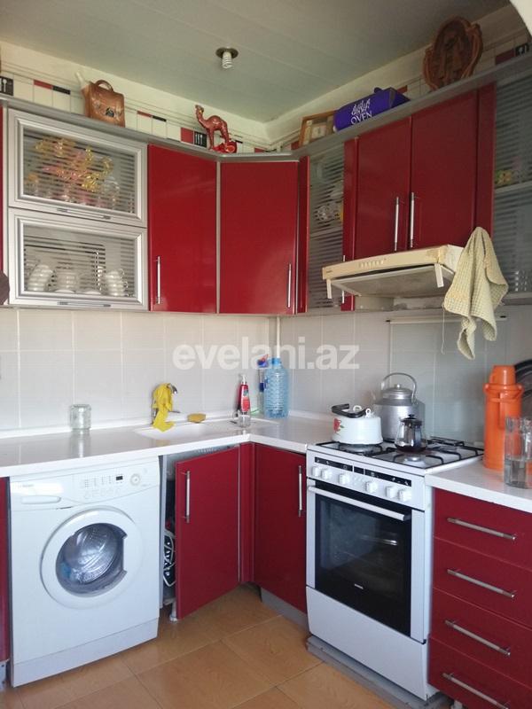 Satılır, köhnə tikili, 3 otaqlı, 82 m², Gənclik m.