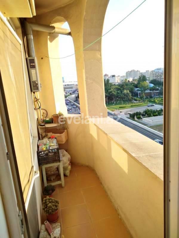 Satılır, yeni tikili, 2 otaqlı, 70 m², Gənclik m.