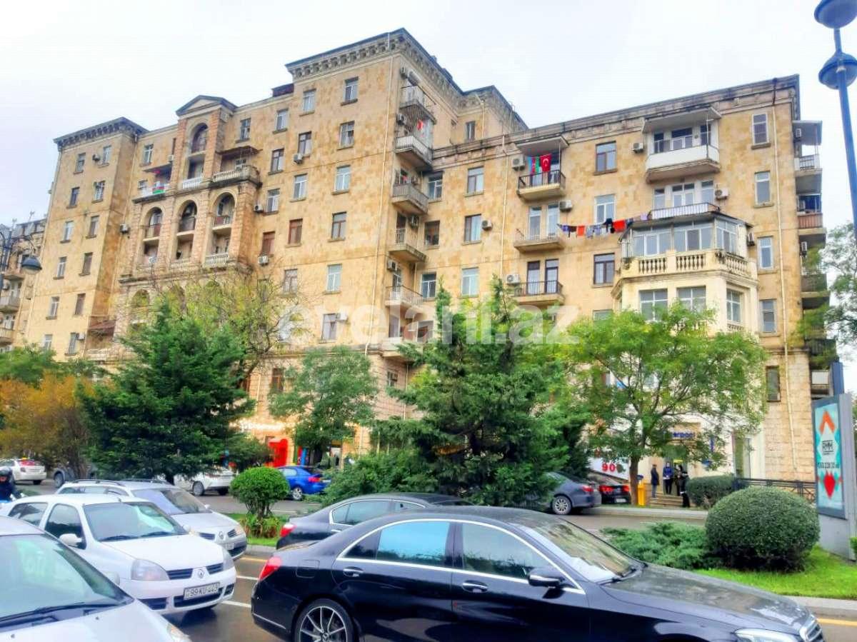 Сдаётся, вторичка, 3-комнаты, 100 m², Гянджлик m.