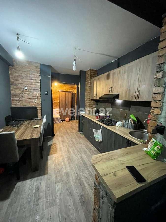 Satılır, köhnə tikili, 2 otaqlı, 60 m², Həzi Aslanov m.