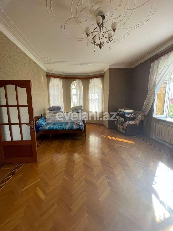 Satılır, həyət evi / bağ, 6 otaqlı, 330 m², Əhmədli m.