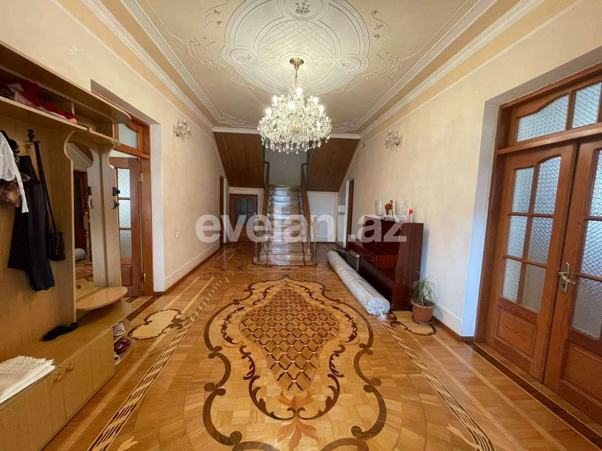 Satılır, həyət evi / bağ, 6 otaqlı, 330 m², Əhmədli m.