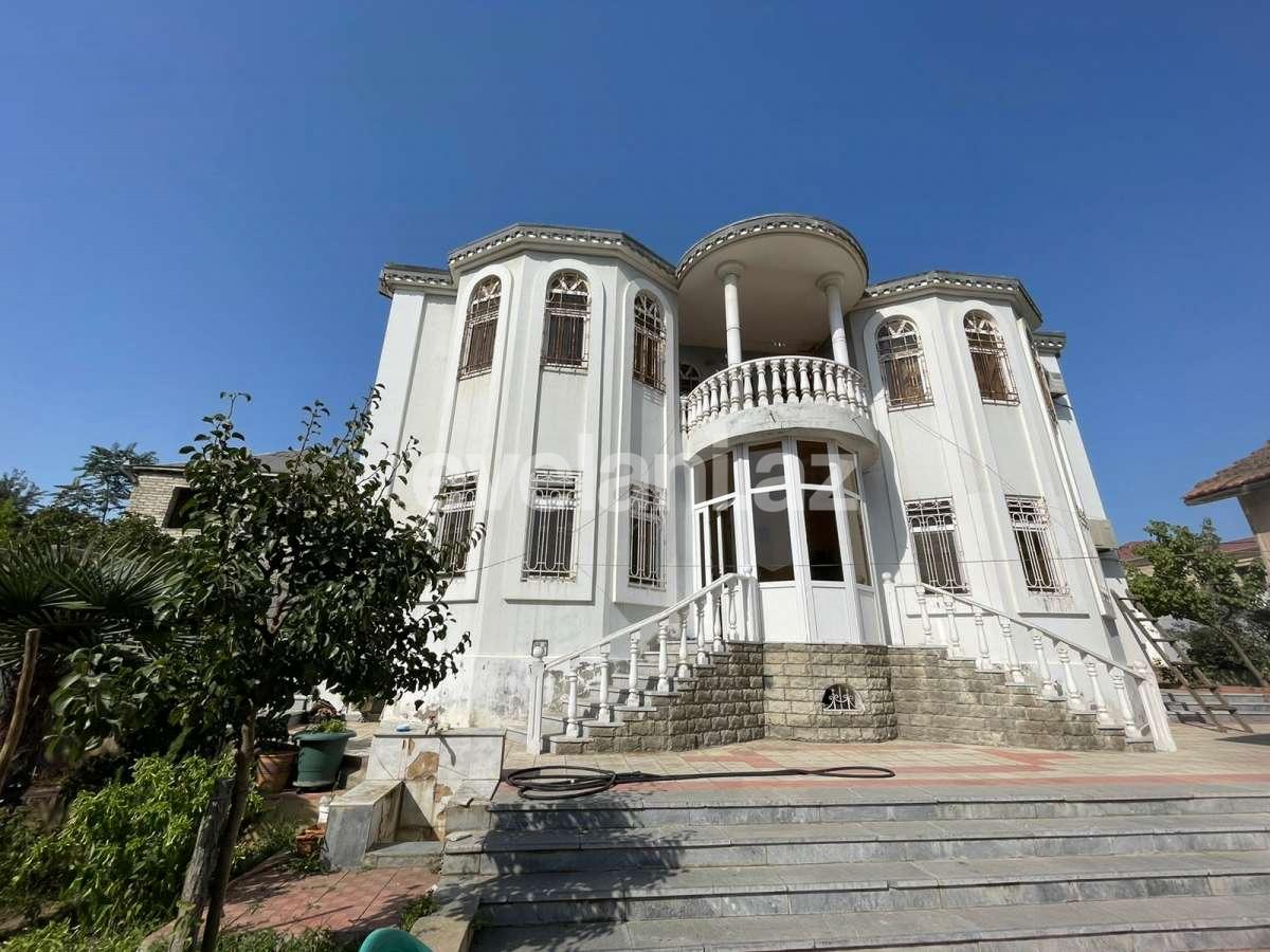 Satılır, həyət evi / bağ, 6 otaqlı, 330 m², Əhmədli m.