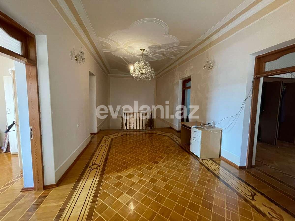 Satılır, həyət evi / bağ, 6 otaqlı, 330 m², Əhmədli m.