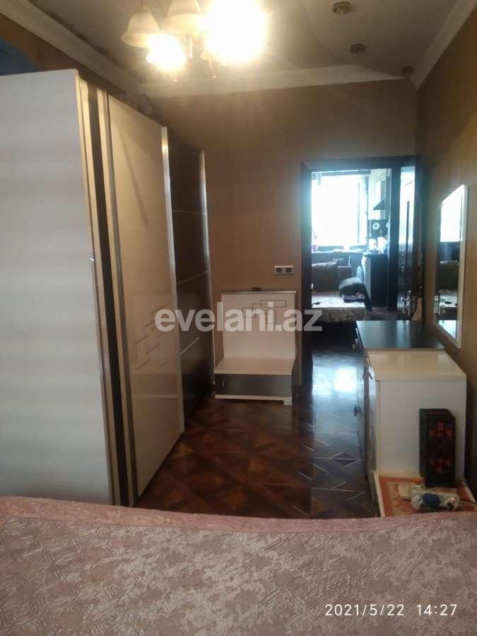 Sale, old building, 3 room, 45 m², Nasimi r.