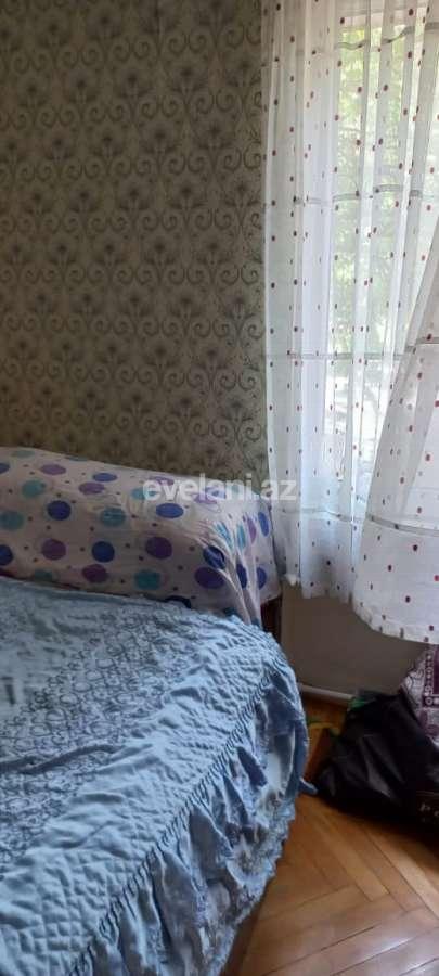 Satılır, köhnə tikili, 2 otaqlı, 47 m², İnşaatçılar m.