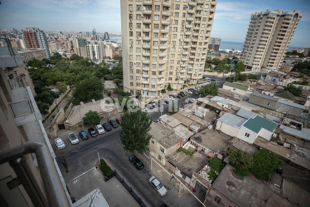 Sale, new building, 3 room, 150 m², Elmlar Akademiyası m.