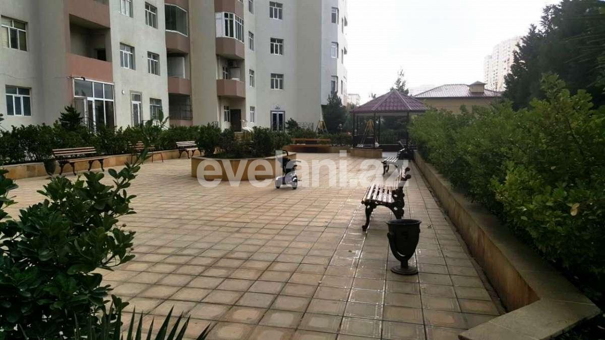 Продаётся, новостройка, 2-комнаты, 82 m², Иншаатчылар m.