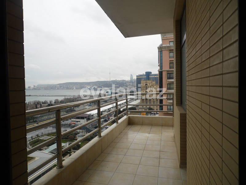 Kirayə verilir, yeni tikili, 4 otaqlı, 240 m², Səbail r.