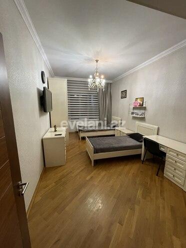 Kirayə verilir, yeni tikili, 1500 otaqlı, 140 m², 28 may m.