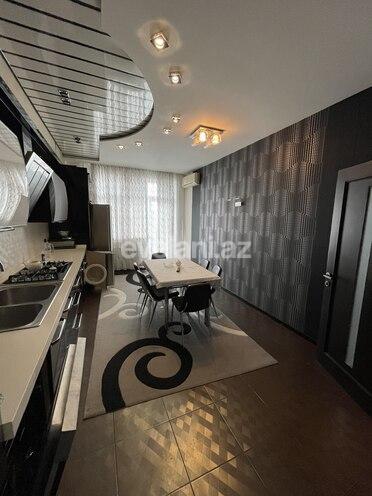 Rent, new building, 4 room, 200 m², 28 may m.